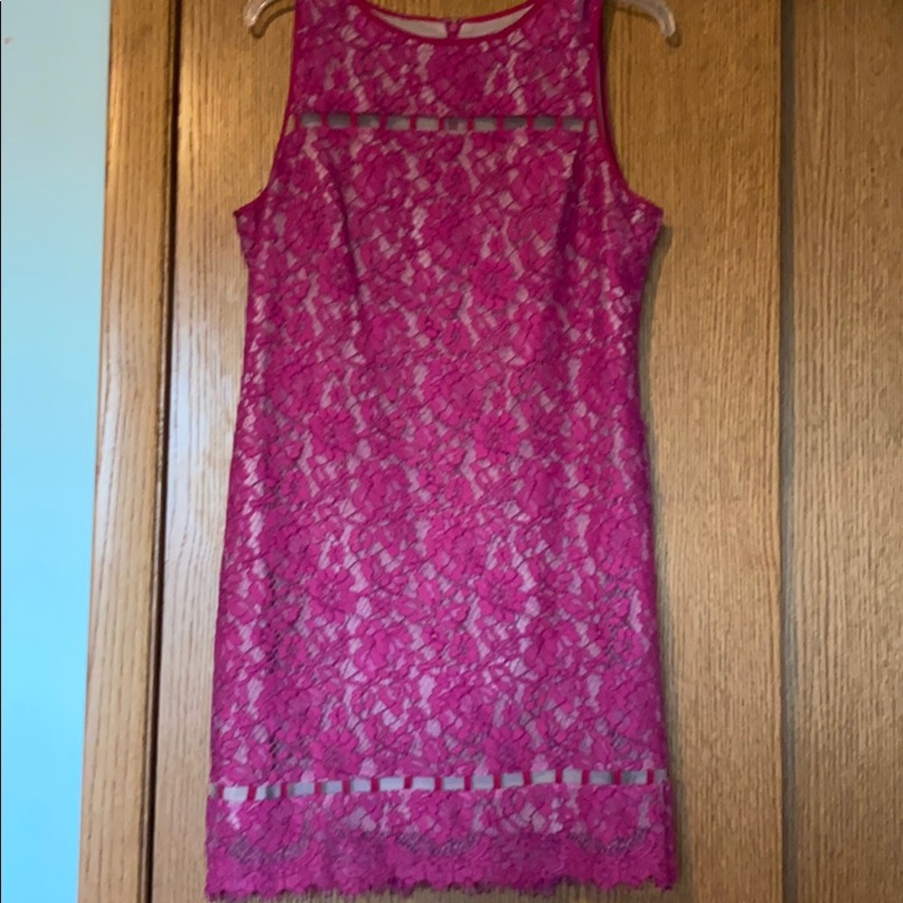 Gorgeous pink Adrianna Papell dress